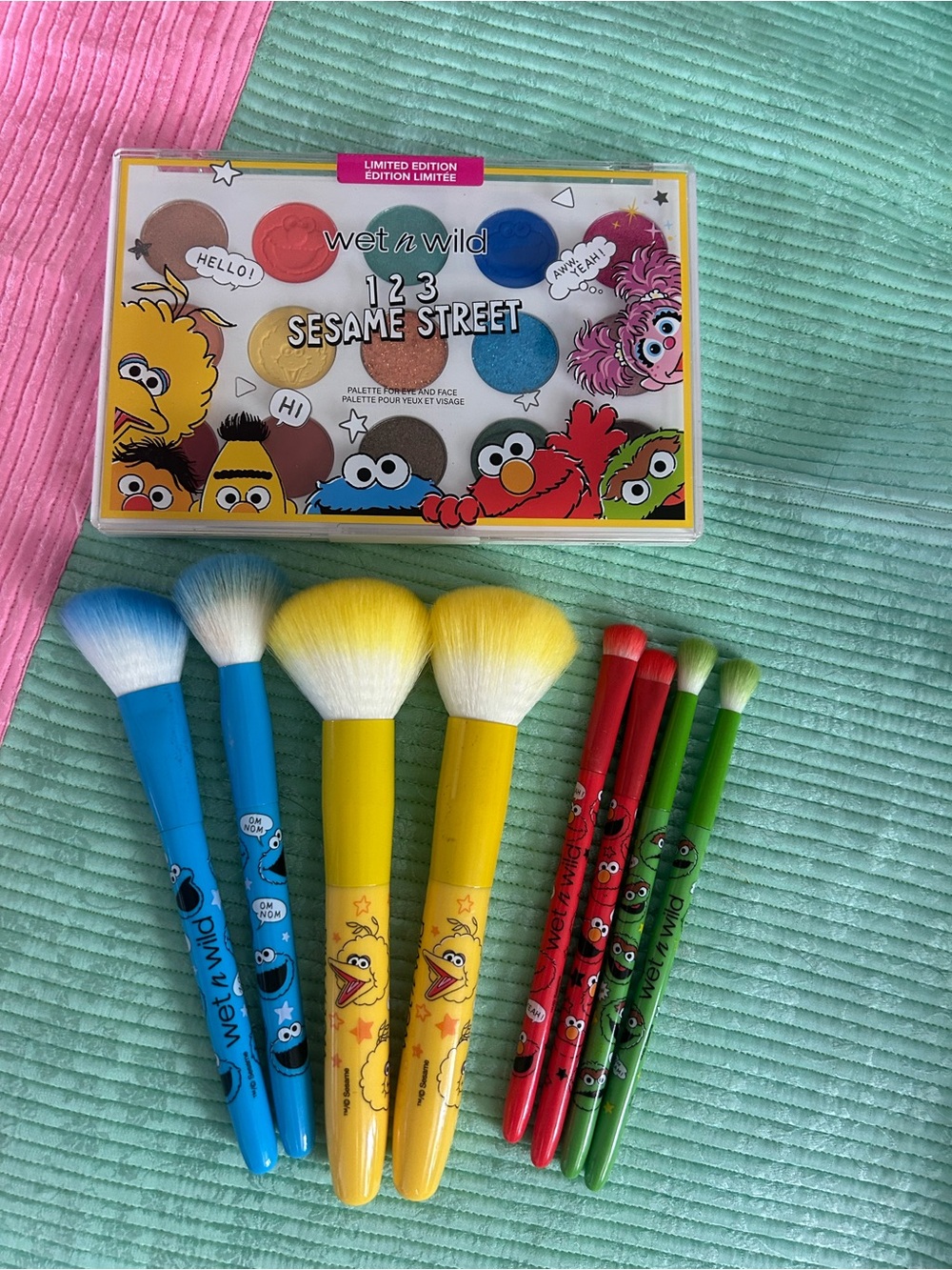 Wet and wild makeup set